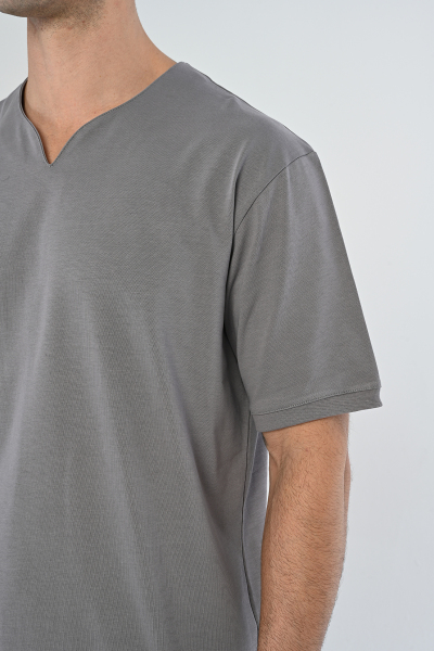 Gri Yarım V Yaka Oversize Tişört
