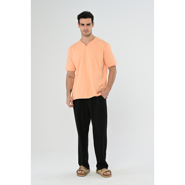 Yavruağzı Yarım V Yaka Oversize Tişört