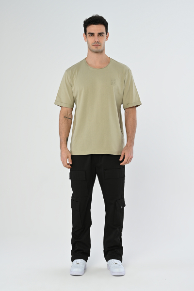 A.Yeşil Nakış Detaylı Oversize Basic Tişört
